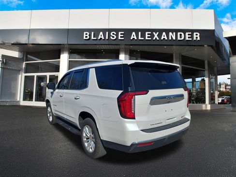Used 2023 GMC Yukon SLT image 5
