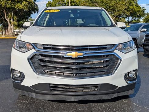 Used 2021 Chevrolet Traverse LT w/ LT Premium Package image 2