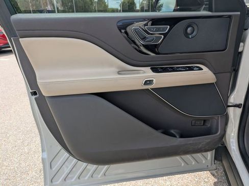Used 2023 Lincoln Aviator Reserve w/ Equipment Group 201A image 25