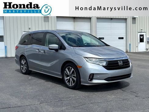 Used 2023 Honda Odyssey Touring image 1