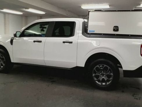 Used 2025 Ford Maverick XLT FWD image 6