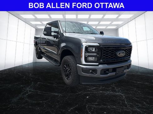 Used 2025 Ford F350 Lariat w/ Lariat Ultimate Package AWD/4WD image 5