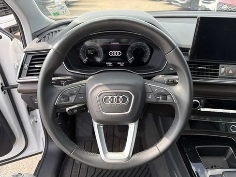 Used 2025 Audi Q5 e Premium AWD/4WD image 28