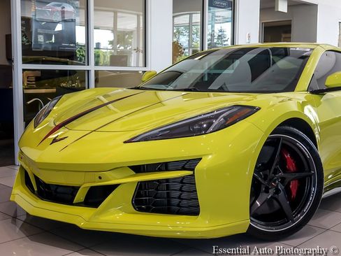 Used 2024 Chevrolet Corvette E-Ray w/ ZER Performance Package AWD/4WD image 3