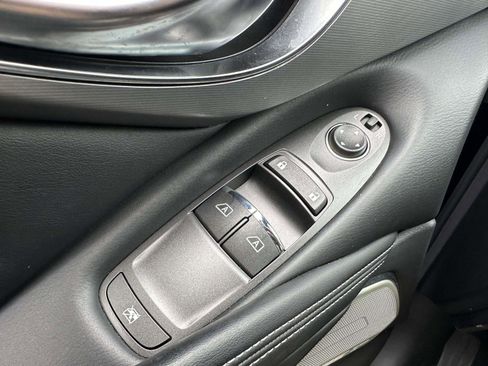 Used 2022 INFINITI Q60 3.0t Luxe w/ Cargo Package image 33