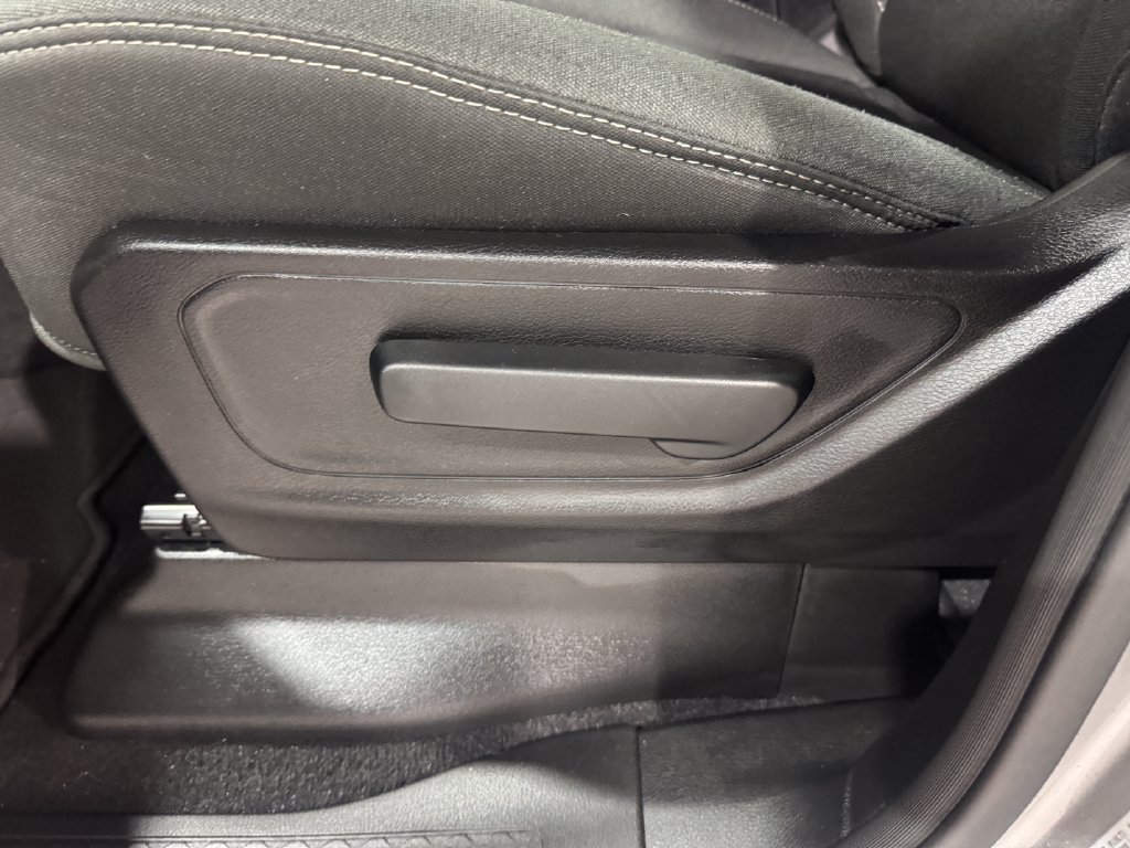 Used 2025 RAM 1500 Tradesman w/ Night Edition AWD/4WD image 18