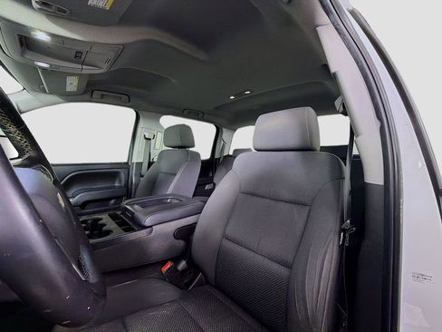 Used 2018 Chevrolet Silverado 1500 LT w/ Texas Edition image 13