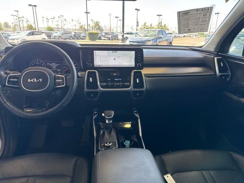 Used 2022 Kia Sorento SX AWD/4WD image 10