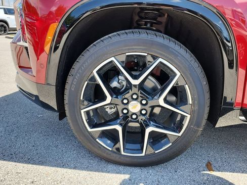 New 2026 Chevrolet Traverse High Country FWD image 31