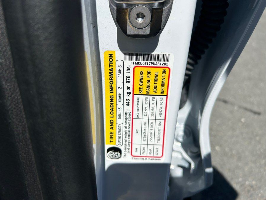 Used 2023 Ford Escape SE FWD image 64