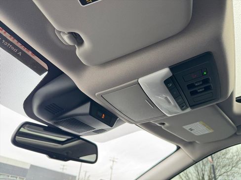 Certified 2021 Nissan Rogue SL w/ Premium Package image 25