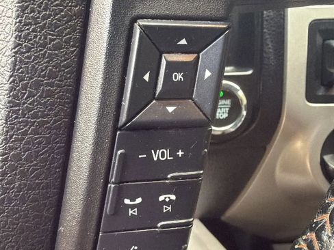 Used 2017 Ford Expedition EL King Ranch image 18