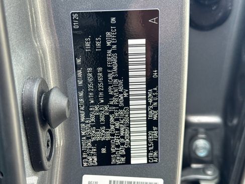 Used 2026 Toyota Highlander XLE AWD/4WD image 30