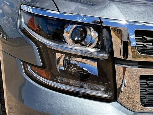 Used 2020 Chevrolet Suburban LT AWD/4WD image 31
