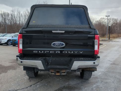 Used 2017 Ford F350 XLT w/ XLT Premium Package image 7