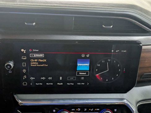 Used 2025 GMC Sierra 3500 Denali Ultimate AWD/4WD image 29