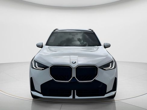 New 2026 BMW X3 xDrive30i w/ Premium Package AWD/4WD image 2