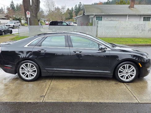 Used 2014 Lincoln MKZ image 4