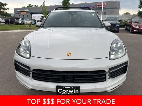 Used 2020 Porsche Cayenne AWD/4WD image 2