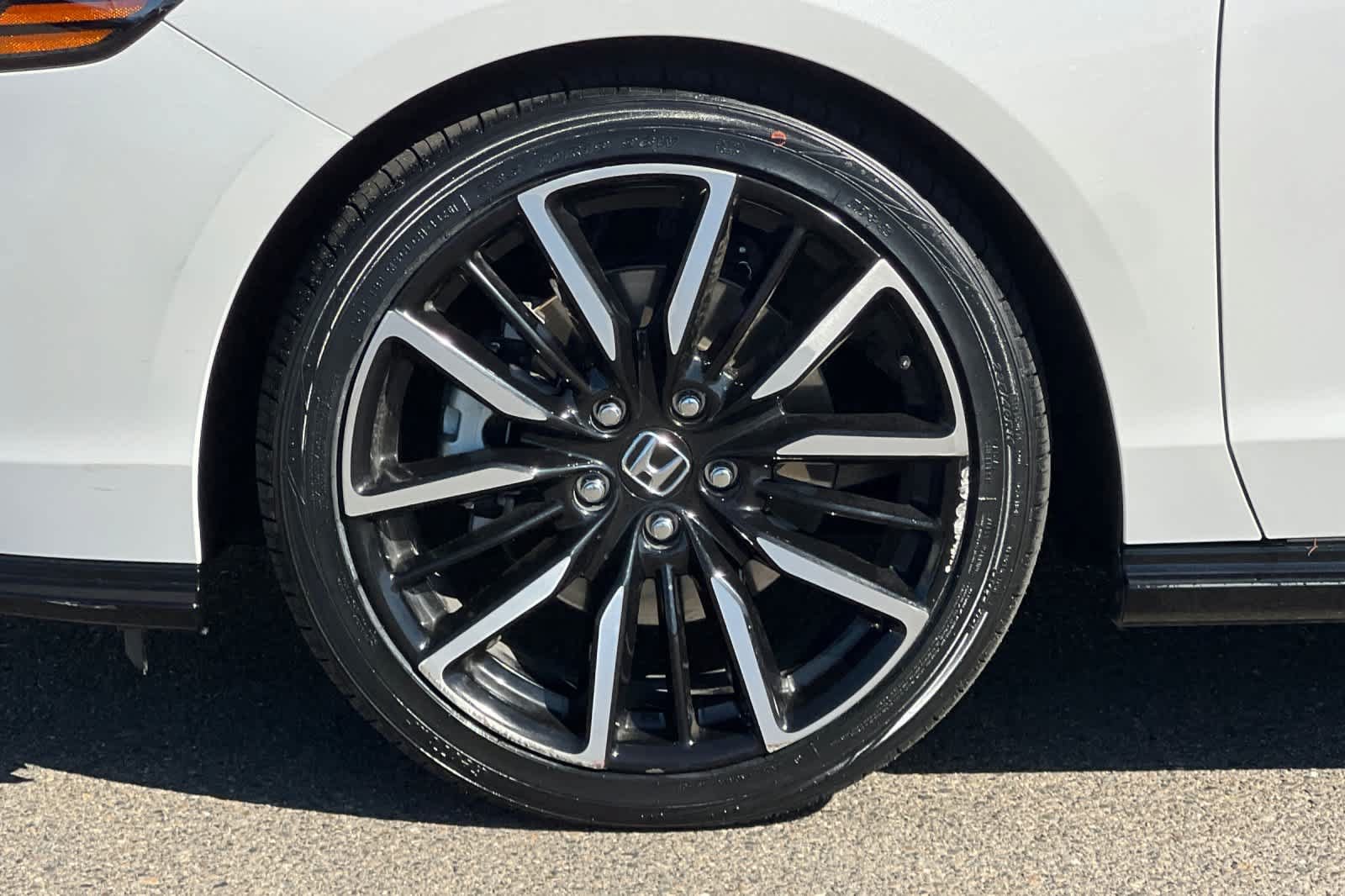 Used 2025 Honda Accord Touring image 30