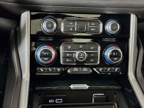 Used 2023 GMC Yukon XL Denali w/ Max Trailering Package image 17