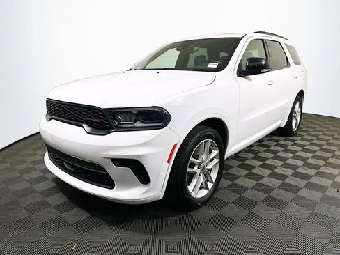 Used 2024 Dodge Durango GT image 4