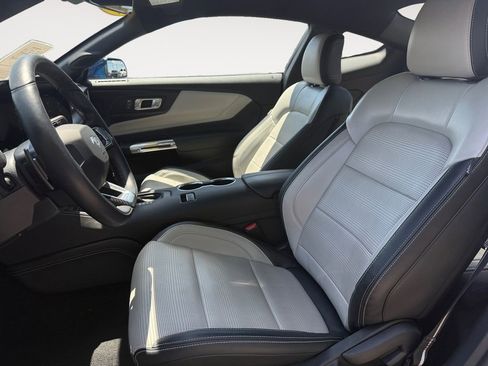 Used 2024 Ford Mustang GT Premium RWD image 9