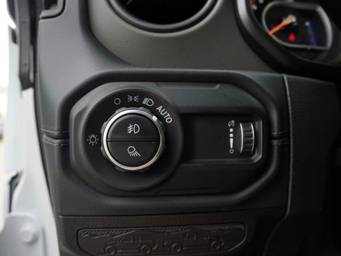 New 2026 Jeep Gladiator Mojave image 12