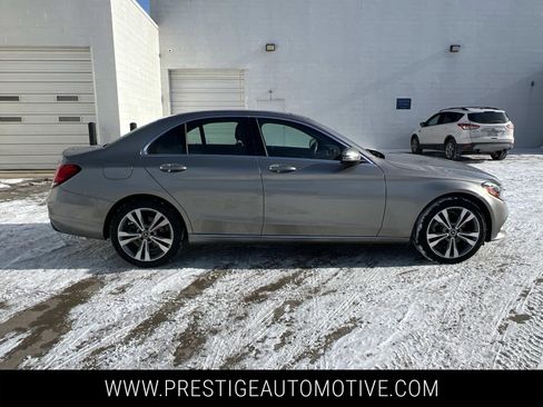 Used 2019 Mercedes-Benz C 300 4MATIC Sedan image 7