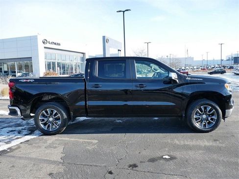 Used 2023 Chevrolet Silverado 1500 LT image 6