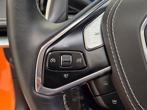 Used 2023 Chevrolet Corvette Stingray Premium Conv w/ Z51 Performance Package RWD image 38
