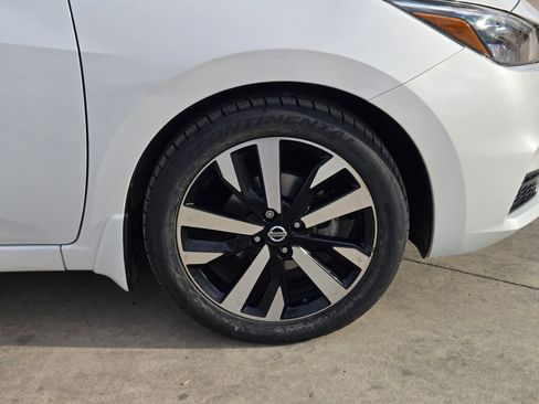 Used 2022 Nissan Versa SR w/ Electronics Package image 31