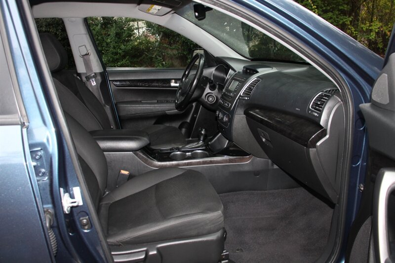 Used 2014 Kia Sorento LX FWD image 14