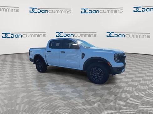 Used 2025 Ford Ranger XLT w/ FX4 Off-Road Package AWD/4WD image 2