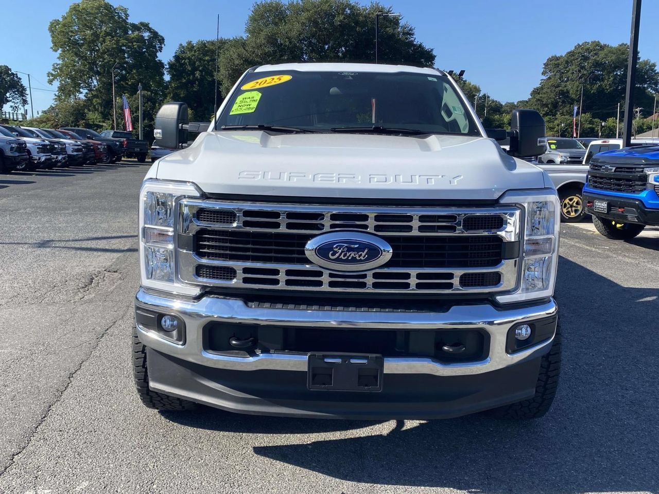 Used 2025 Ford F250 XLT AWD/4WD image 2