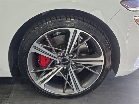 Used 2025 Genesis G70 3.3T Advanced w/ Sport Prestige Package image 18