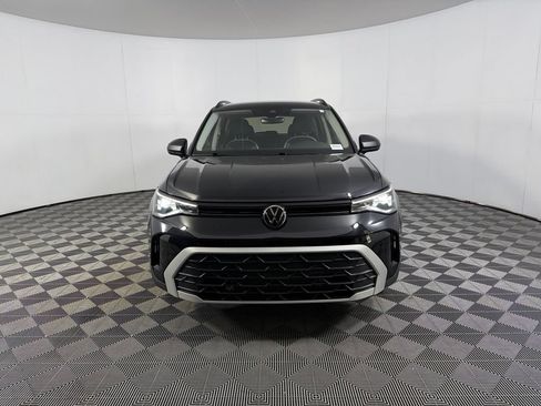 Used 2025 Volkswagen Taos S FWD image 4