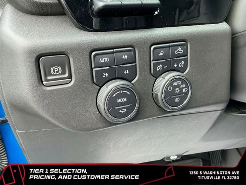 Used 2022 Chevrolet Silverado 1500 ZR2 w/ Technology Package AWD/4WD image 27