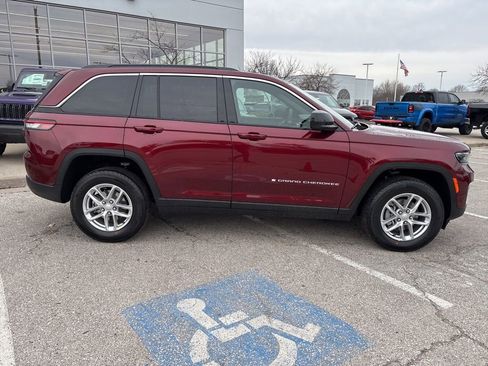 New 2026 Jeep Grand Cherokee Laredo AWD/4WD image 36