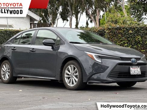 Certified 2024 Toyota Corolla LE w/ LE Convenience Package FWD image 1