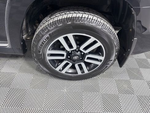 Used 2022 Toyota 4Runner Limited image 12