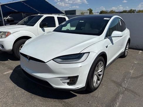 Used 2019 Tesla Model X Performance AWD/4WD image 2