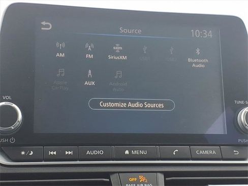 Used 2024 Nissan Altima 2.5 SV image 19