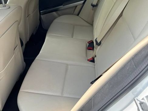 Used 2014 Mercedes-Benz GLK 350 4MATIC image 9