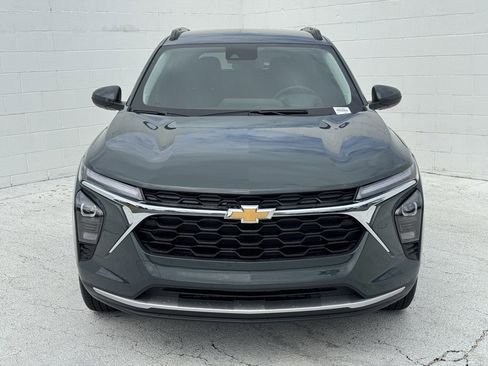 New 2025 Chevrolet Trax LT w/ Driver Confidence Package image 6
