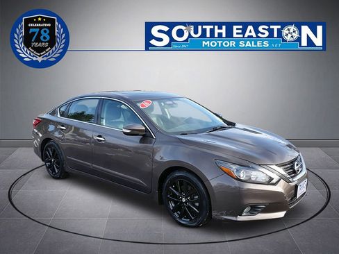 Used 2016 Nissan Altima 2.5 SL w/ 2.5 Technology w/LED Package image 2