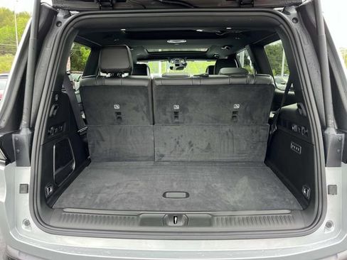 New 2026 Jeep Grand Wagoneer 4WD image 21