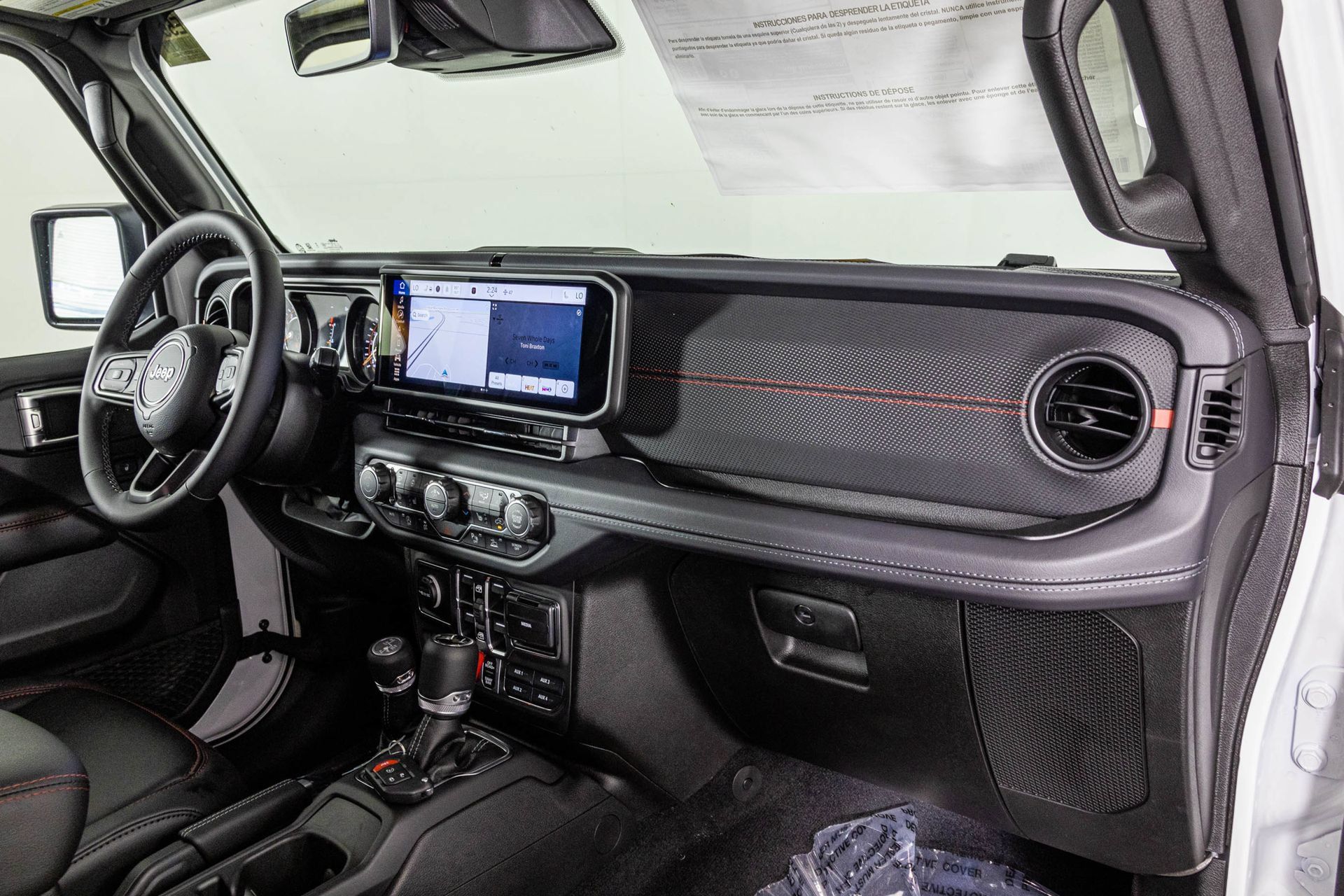 New 2027 Jeep Wrangler Unlimited Rubicon AWD/4WD image 40