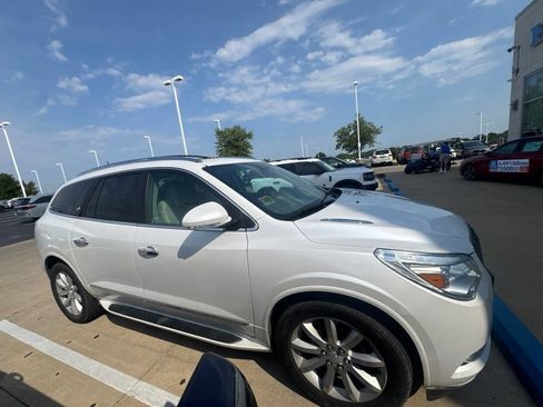 Used 2017 Buick Enclave Premium w/ Experience Buick Package AWD/4WD image 17
