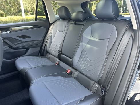 New 2026 Volkswagen Tiguan SE image 23